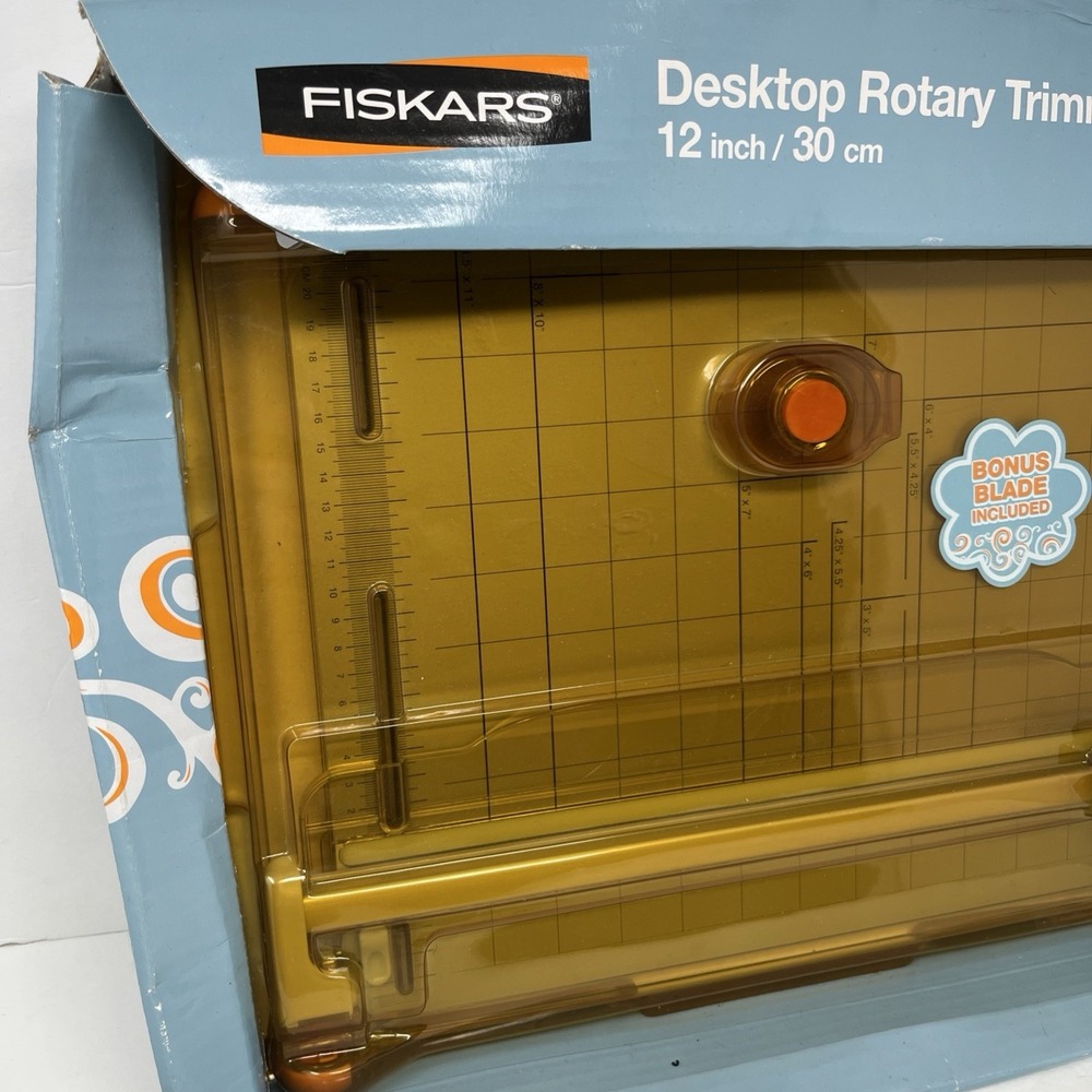 Fiskars 12" Desktop Rotary Paper Trimmer